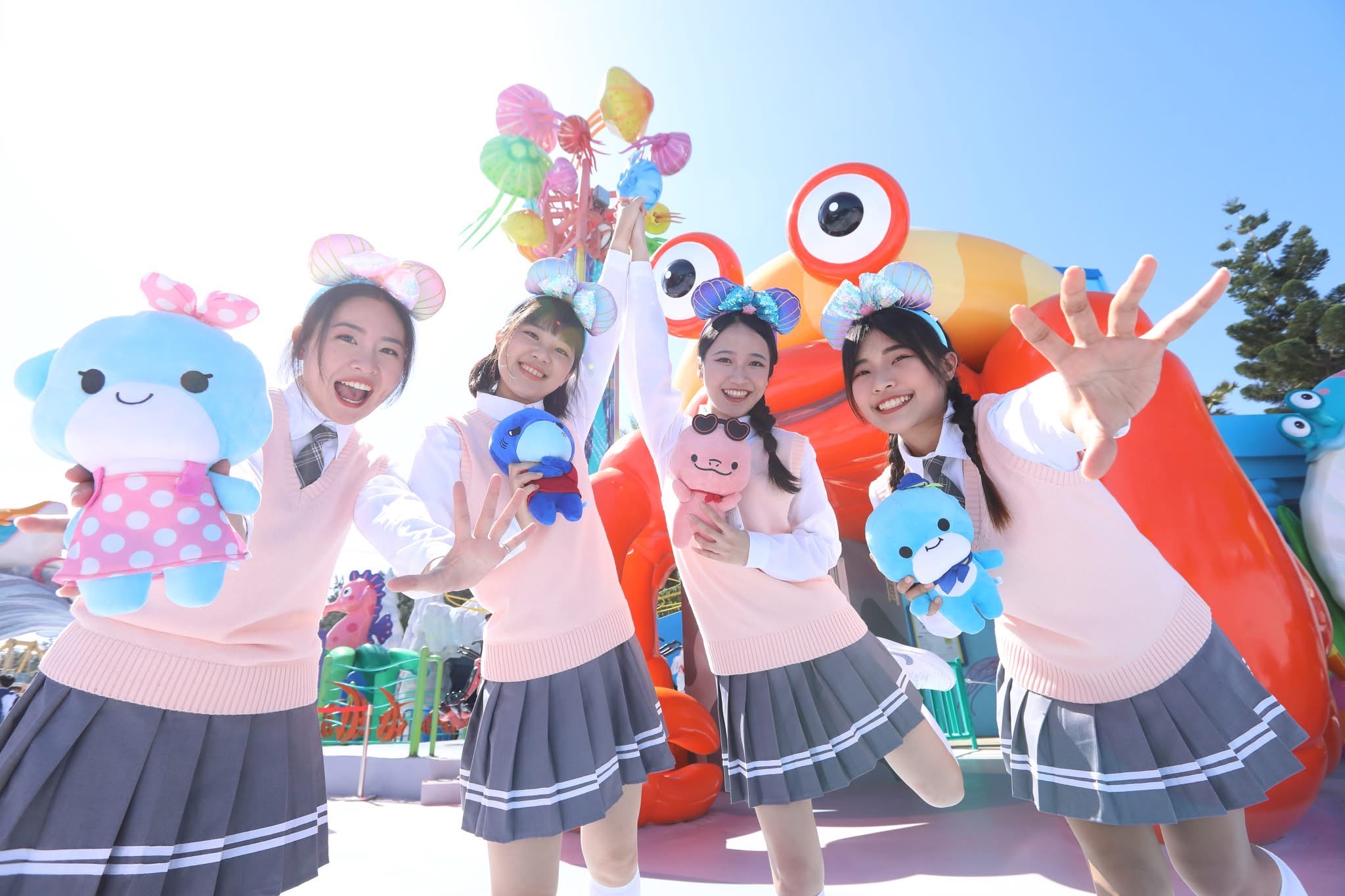S__136208401_0.jpg (353 KB)